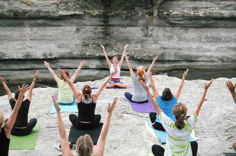 Join and meet friends at a yoga retreat.